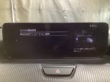 Apple Carplay・Android Auto対応!マツダ コネクト(コマンダーコントロール)でスマートフォンを操作して、通話、音楽を聴いたり、マップで目的地を調べることができます。