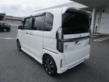 展示されているお車は全台1年間のトヨタロングラン保証が付いて参ります。最長3年間の保証をお付けすることも可能ですので、どのエリアに住むお客様でも安心して保証をお受けすることができます!
