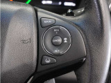◆アダプティブクルーズコントロール◆予め設定した車速内でクルマが自動的に加減速。前走車との適切な車間距離を維持しながら追従走行します。【LKAS】車線維持支援システムでステアリング操作を支援。