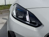 LEDヘッドライトで視界も良好です。見た目も恰好良いです。