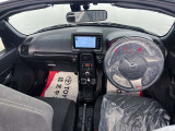 すっきりとしたデザインで居心地の良い車内ですね。