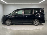 ウエインズトヨタ神奈川はシートを外してのルームクリーニング、ボディツヤだし、室内消臭、スチームクリーニング済み♪最後には走行テストまでしております。