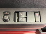 電動格納式ドアミラースイッチ、パワーウインドゥスイッチ