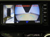 車両を上から見たような映像を映し出すパノラミックビューモニター付きです。