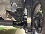 お車を安心してお乗りいただく為には、足回りの定期点検が欠かせません。サービスサポート(有償保証)では無料点検もご提供しており、安心のカーライフをお過ごしいただけるサポート体制が整っています。
