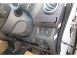 運転席シートヒーター付。ETC1.0付です。