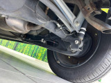 お車を安心してお乗りいただく為には、足回りの定期点検が欠かせません。サービスサポート(有償保証)では無料点検もご提供しており、安心のカーライフをお過ごしいただけるサポート体制が整っています。