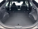 もっと荷物を載せたいときは、リアシートを倒して、このようにアレンジできます!