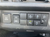 運転席周りに集約され使いやすい各スイッチ類!快適な運転で安心ドライブ!