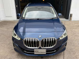 サービスにはドイツ本国と同様に教育と訓練を受け、BMWを知り尽くした「マイスターメカニック」が数多く在籍しております。納車前点検整備で、お客様に安心と安全をお届けいたします。