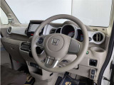 見通しのよいすっきりとした視界で、誰でも運転しやすいです。運転のしやすさは疲れにくさにも繋がりますよ♪