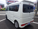 国の指定を受けた自社工場で、整備士が車検と点検整備を行っております!