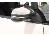 ■対向車からの視認性も良く安心してお乗りいただけるウィンカー付ドアミラー!