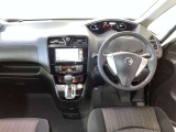 見通しのよいすっきりとした視界で、誰でも運転しやすいです。運転のしやすさは疲れにくさにも繋がりますよ♪