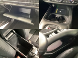 収納スペースや、ドリンクホルダーもついています。長距離ドライブで活躍する必需品ですね♪