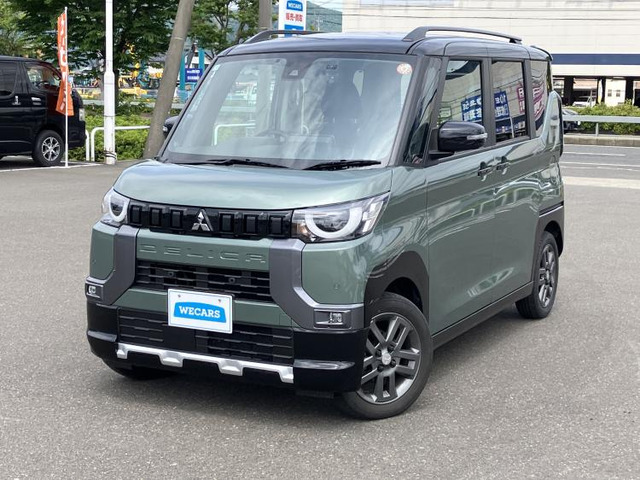 デリカミニ T プレミアム 4WD 