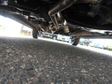 ご希望車の細部の写真をメールで送らせていただいております。来店ができない方でも指定いただいた箇所など何枚でもお送りいたします。