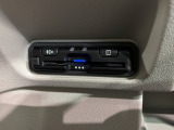 いまや快適なカーライフに欠かせないETCが付いています。