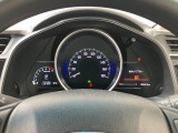 ホンダセンシング装着車となっております。衝突軽減ブレーキ、誤発進抑制機能、歩行者事故低減ステアリング、路外逸脱抑制機能、アダプティブクルーズコントロール、車線維持支援システム他、安全運転を幅広く支援。