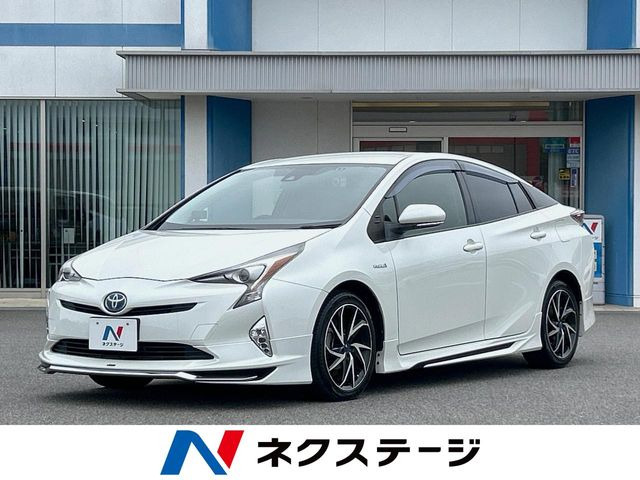 トヨタ プリウス 