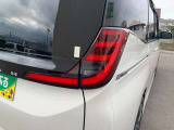 毎日全国の仕入れ先から厳選した車を仕入れております!プロの査定士の検査を受けた車を仕入れ、入庫後も社員が1台1台を走行チェックや状態確認・装備確認などを入念に行います。