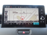 【ホンダコネクト対応ナビ】快適な操作性で、使える機能が満載!自動地図更新機能や24時間365日緊急サポート、スマートフォンを使ったドアロック解除・エンジン始動などといった便利な機能が搭載されています。