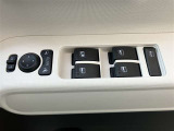 ■運転席側の窓操作ボタンです!