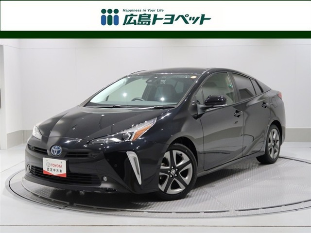 トヨタ プリウス 