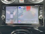 【インテリジェントアラウンドビューモニター】駐車スペースと車両を上空から見下ろしているような映像で周囲を確認できます。駐車が苦手な方も安心です!