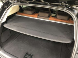 【トノカバー】荷物に直射日光が当たるのを防ぐだけでなく、目隠しとしての役割も果たしてくれるので、防犯面でも役立ちます!