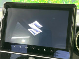 【メーカー純正9型ナビ】インテリアに溶け込むスタイリッシュな「専用設計」メーカーナビを装備♪視認性や操作性など基本性能にも優れ、より上質なカーライフをお楽しみいただけます。