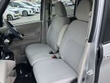 運転席と助手席の乗り換えが楽にできます