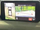 【360&deg;ビューモニター】専用のカメラにより、上から見下ろしたような視点で360度クルマの周囲を確認することができます☆死角部分も確認しやすく、狭い場所での切り返しや駐車もスムーズに行えます。