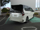 セレナ 2.0 ハイウェイスターV 