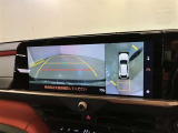 バックガイドモニターで、後方を確認しながら安心して駐車することができます。運転初心者も熟練者も必須の機能ですよ!