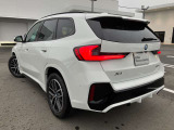 BMWの代名詞とも言えるキドニーグリル!アクティブ・エア・ストリームを採用し最先端の空力性能を実現しました。