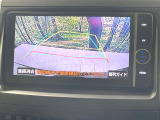 【バックカメラ】駐車時に後方がリアルタイム映像で確認できます。大型商業施設や立体駐車場での駐車時や、夜間のバック時に大活躍!運転スキルに関わらず、今や必須となった装備のひとつです!
