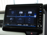 ナビゲーションは純正8インチメモリーナビ(VXU-185NBi)を装着しております。AM、FM、CD、DVD再生、Bluetooth、音楽録音再生、フルセグTVがご使用いただけます。