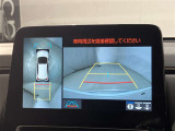 いまや必須装備「ナビゲーション」搭載!知らない場所に、スイスイッとドライブ。なんて便利な機能でしょうか?もう、これなしではハンドルを握れませんね!でも、運転中の操作は危険ですのでご注意ですね♪