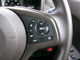 Hondaセンシングの機能のひとつ、アダプティブクルーズコントロール付!アクセルから足を離しても設定したスピードと前車との車間を保ち走行してくれます!車線維持もアシスト☆高速道路で疲労軽減ですね☆