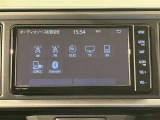 いまや必須装備「ナビゲーション」搭載!知らない場所に、スイスイッとドライブ。なんて便利な機能でしょうか?もう、これなしではハンドルを握れませんね!でも、運転中の操作は危険ですのでご注意ですね♪