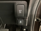 滑りやすい道路でも、安定してカーブを曲がることができるVSA装置搭載!