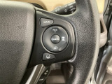 【アダプティブ・クルーズ・コントロール】予め設定した車速内でクルマが自動的に加減速。 前走車との適切な車間距離を維持しながら追従走行し、高速道路でのドライバーの疲労を軽減してくれる嬉しい機能付♪