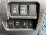 運転席まわりの画像です。