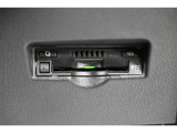 ETC車載器付きです。高速道路の料金所もスムーズに通過できます。