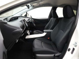 低燃費で環境にもやさしいハイブリッド車です。トヨタ専用診断機器でハイブリッドシステムを綿密に点検してあります!