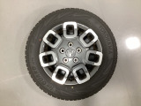 当社にてデモ走行時に装着していた中古スタットレスタイヤ+ホイール4本セットを用意致しました。(2024年製、タイヤ+ホイールは現状渡し、保証対象外です)