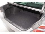 【トランク】 トランクルームはこんなに広々です。大きめの荷物も簡単に積めます。