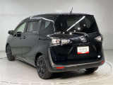 弊社の商品車両は横浜本牧にあります本部で隅々までチェックを行い、トヨタの厳しい商品基準をクリアした車両を展示しています。ご安心してお選びいただけます。