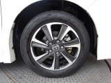 純正16インチアルミ!タイヤサイズは205/60R16です